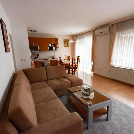 Apartmani Strsoglavec クラピンスケ・トプリツェ エクステリア 写真