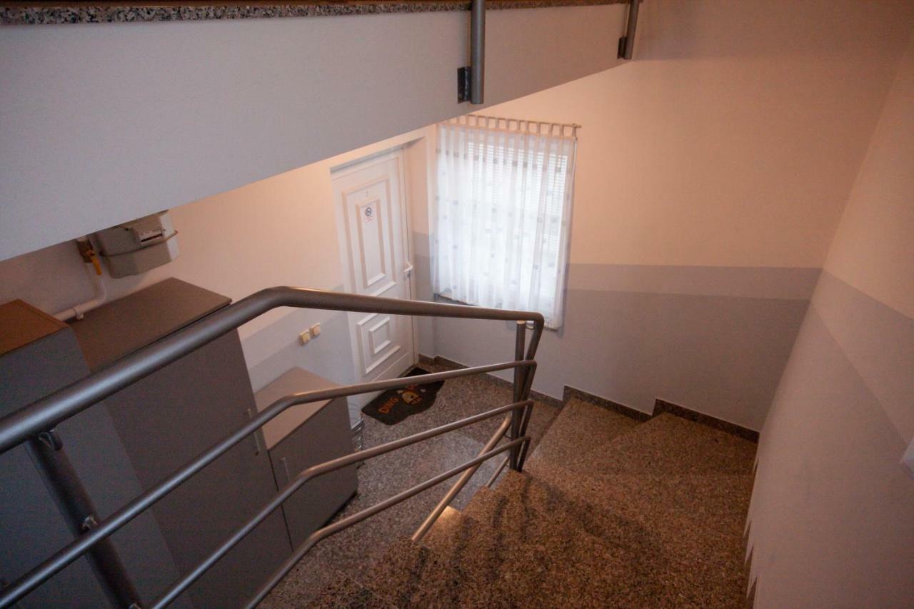 Apartmani Strsoglavec クラピンスケ・トプリツェ エクステリア 写真